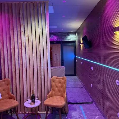 아파트 Dubai - Jacuzzi & Sauna Free Parking *